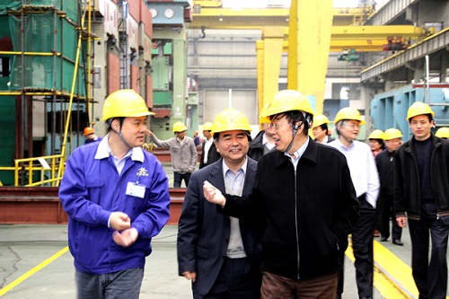 嚴建文董事長陪同中國工程院高金吉院士、中國工程院譚建榮院士考察現場 嚴建文董事長陪同中國工程院高金吉院士、中國工程院譚建榮院士考察現場